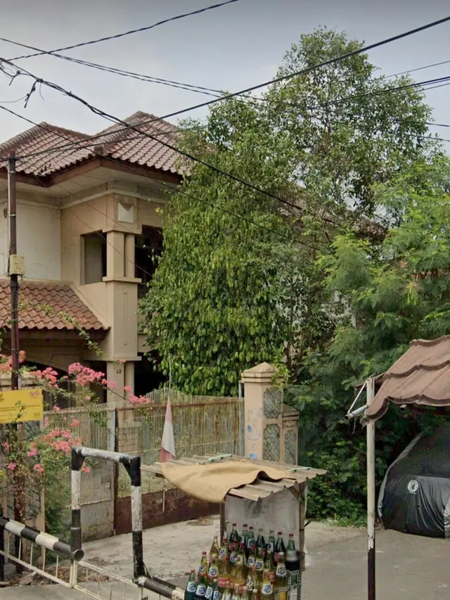 Rumah Mewah Ibu Eny