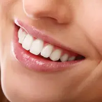 Ilustrasi gigi putih. (Photo created by Racool_studio on www.freepik.com)