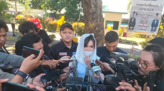 Setor Rp 270 Juta, Wanita Cantik Ini Gagal Berangkat Haji Khusus