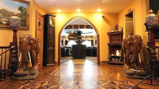 Kastil Chrismark (sumber: businessinsider)