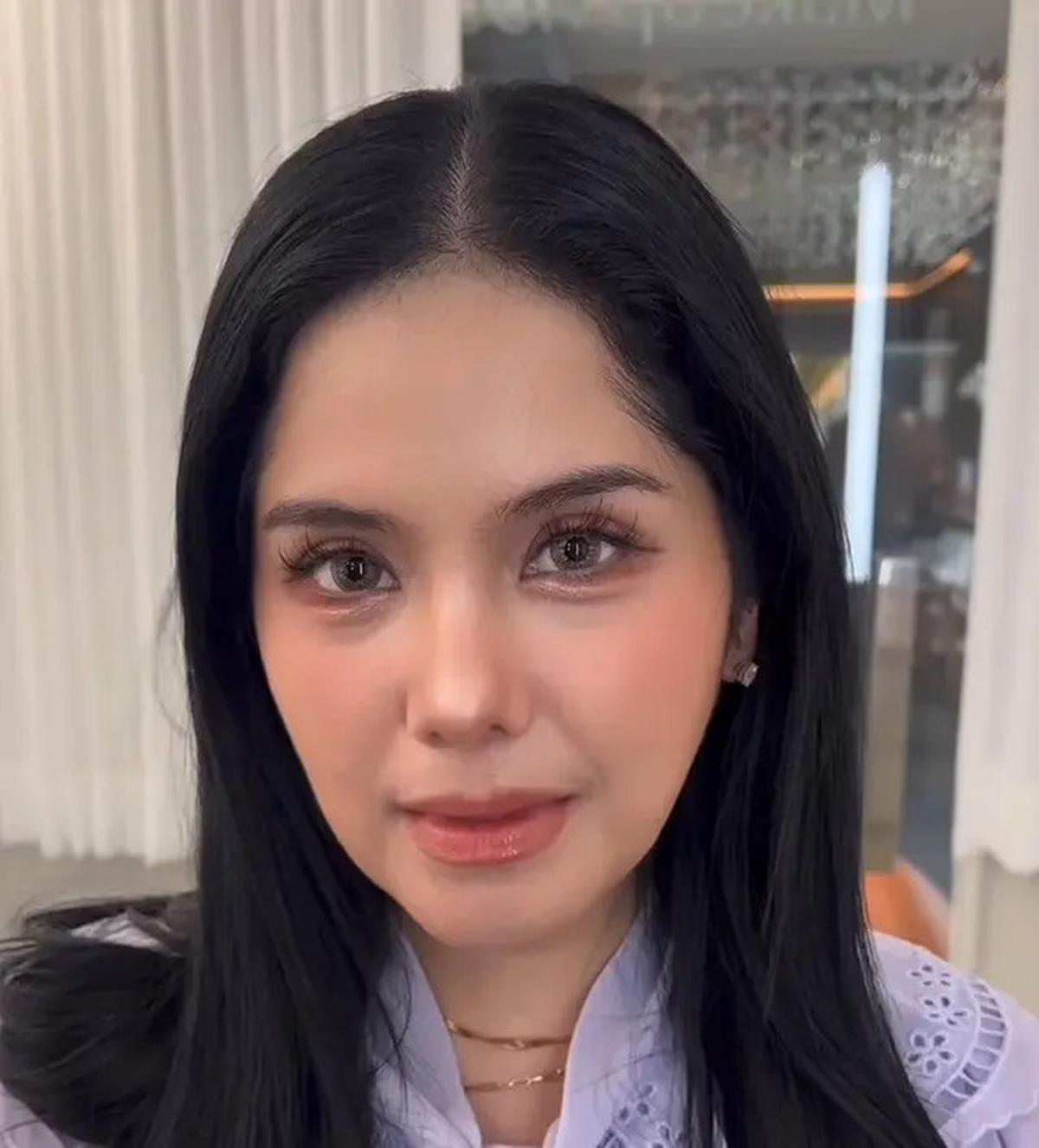 6 Potret Manglingi Annisa Pohan Dirias oleh MUA Korea Selatan saat Kenakan Hanbok, Hasilnya Mirip Boneka