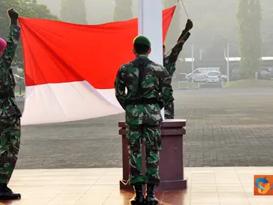 Citizen6, Jakarta: Dalam upacara yang berlangsung khidmat tersebut Panglima TNI menyampaikan atensi dan harapan  kepada seluruh Prajurit dan PNS di lingkungan TNI. (Pengirim: Badarudin Bakri)