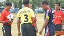 Citizen6, Surabaya: UPT Mabesal yang tergabung dengan Lantamal V, Marinir WilayahnTimur dan Puspenerbal  di Pool A ini, menggilas Lantamal V dengan skor 3-2. (Pengirim: Penkobangdikal)