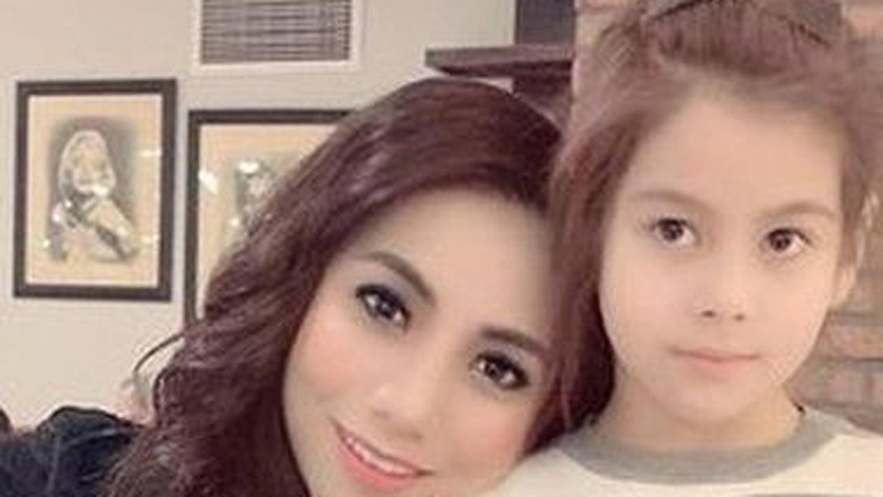 Potret Siti KDI dan Sang Putri yang Berdarah Turki, Kecantikan Sang Buah Hati Tuai Pujian