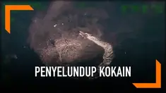 Angkatan Laut Meksiko merilis detik-detik penyergapan penyelundup kokain di tengah laut.