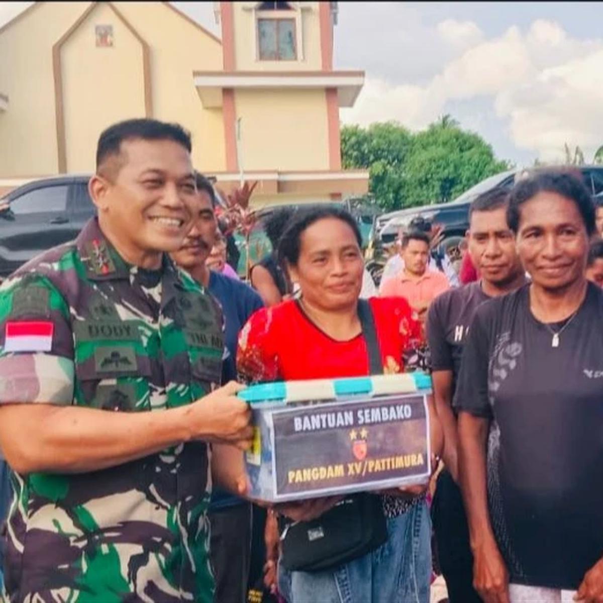 FOTO: Pangdam Pattimura Turun Tangan Redam Konflik Warga di Halmahera Tengah