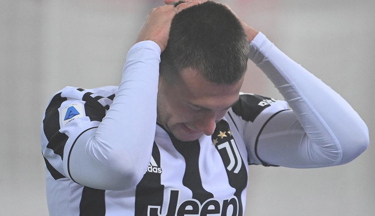 Federico Bernardeschi lebih banyak berperan sebagai sebagai pemain pelapis pada musim ini. Kontrak Bernardeschi bersama Juventus akan habis pada akhir musim ini. Pemain berusia 27 tahun tersebut mungkin akan dibiarkan bergabung dengan klub lain secara cuma-cuma. (AFP/Vicenzo Pinto)