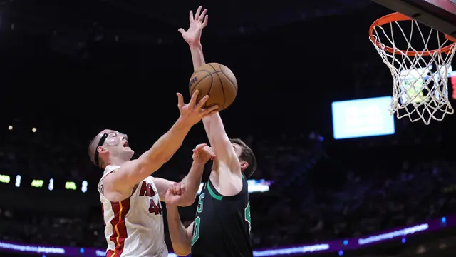 Pemain Miami Heat Cody Zeller
