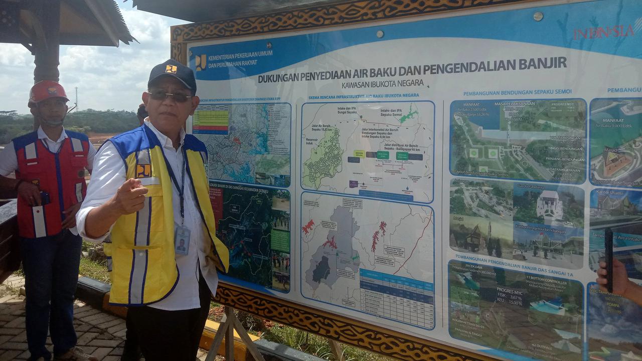 Ketua Satgas Pelaksanaan Pembangunan Infrastruktur IKN, Danis Hidayat Sumadilaga saat dijumpai di proyek Bendungan Sepaku Semoi, Kalimantan Timur, Jumat (13/1/2023).