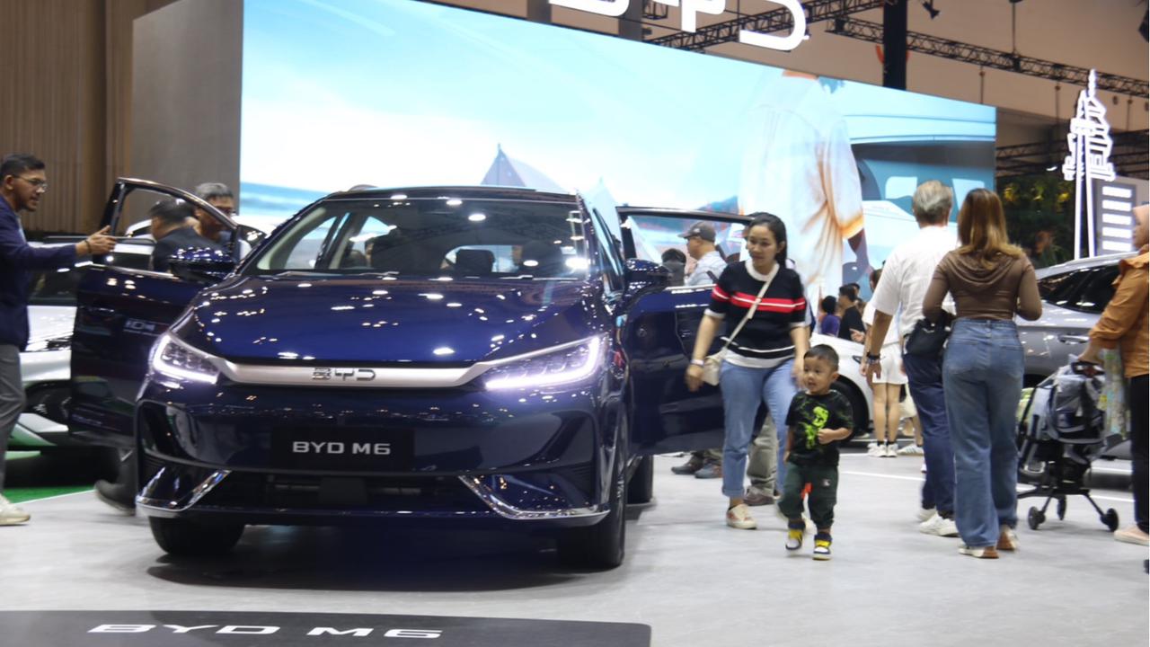 Avanza dan Brio Masih Jadi Mobil Terlaris, BYD M6 Masuk 10 Besar
