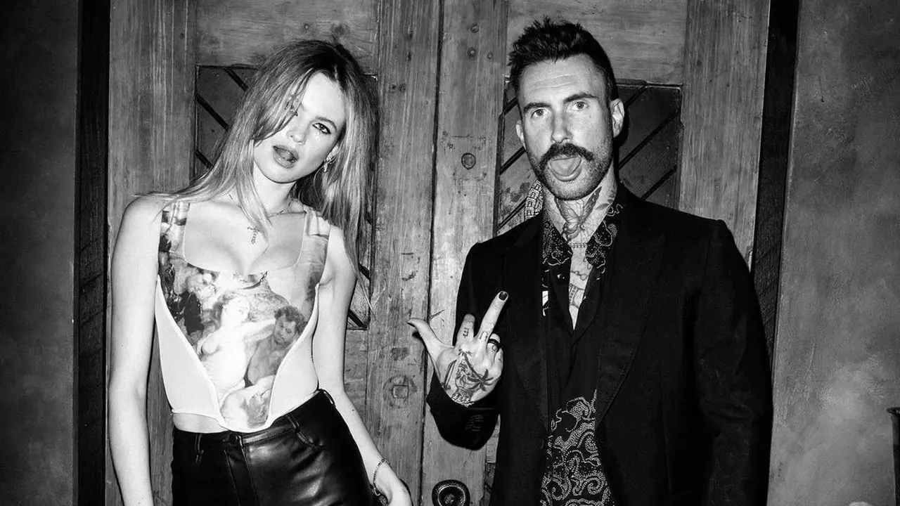 6 Gaya Kompak Adam Levine dan Istrinya, Behati Prinsloo Sebelum Isu Perselingkuhan