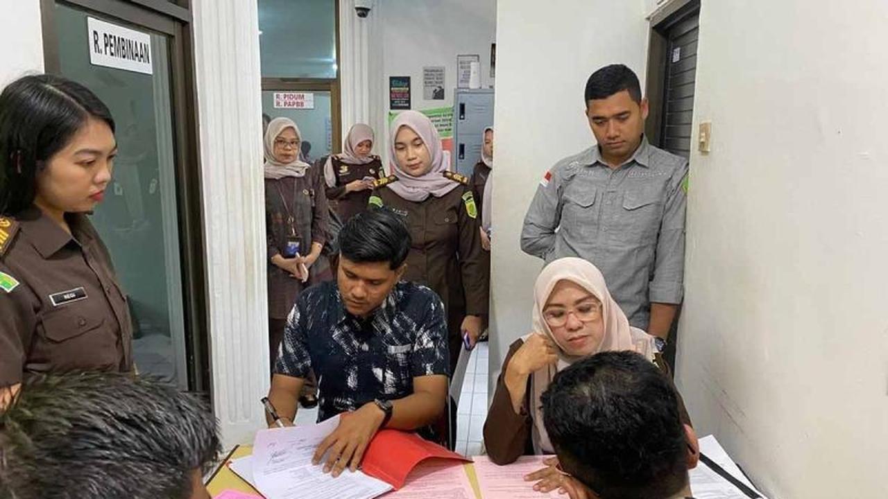 Kejari Banda Aceh Tahan Pengacara Tersangka Asusila Anak, Terancam Hukuman Berat