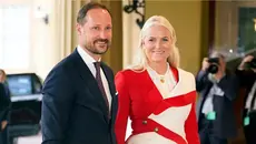 Kisah Ratu Baru Norwegia, 'Cinderella' dengan Beragam Kontroversi