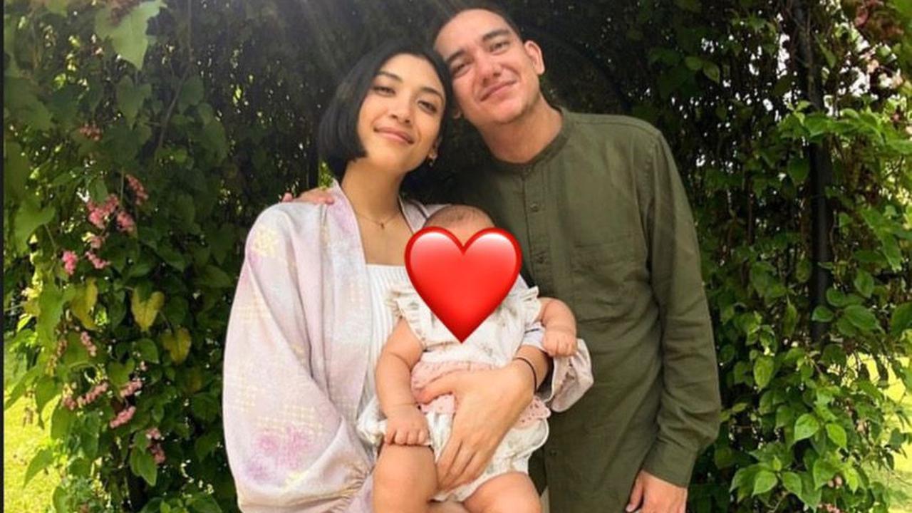 Adipati Dolken berencana mengarahkan anaknya nanti untuk mengambil pendidikan luar sekolah seperti Les atau Homeschooling. (Instagram.com/@adipati)