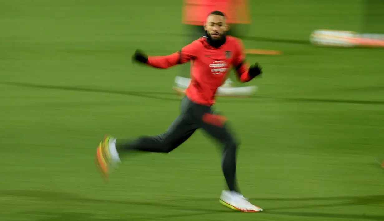 Pemain depan Atletico Madrid Matheus Cunha mengambil bagian dalam sesi latihan di Madrid, menjelang matchday kelima Grup B Liga Champions melawan AC Milan, Selasa (23/11/2021). Atletico dan AC Milan berjuang meraih tiket ke babak 16 besar Liga Champions pada Kamis dini hari WIB. (OSCAR DEL POZO/AFP)