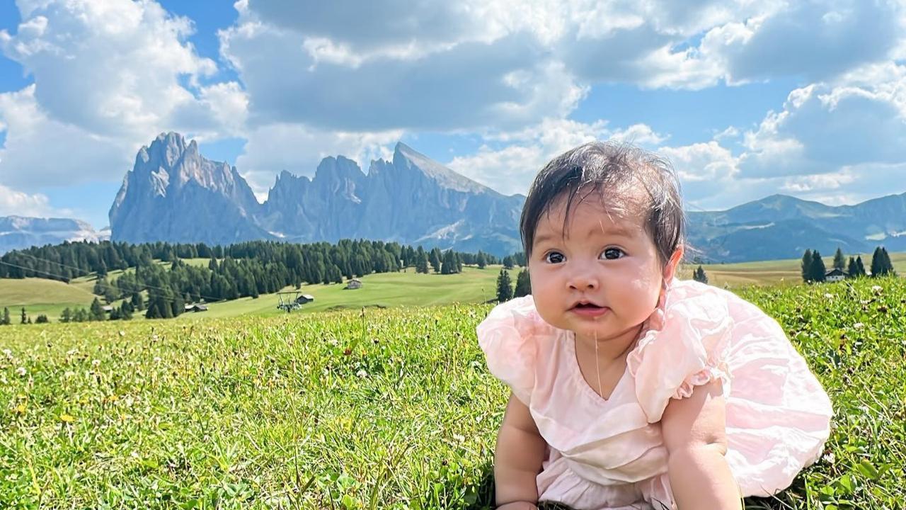 Potret Baby Launa di Italia