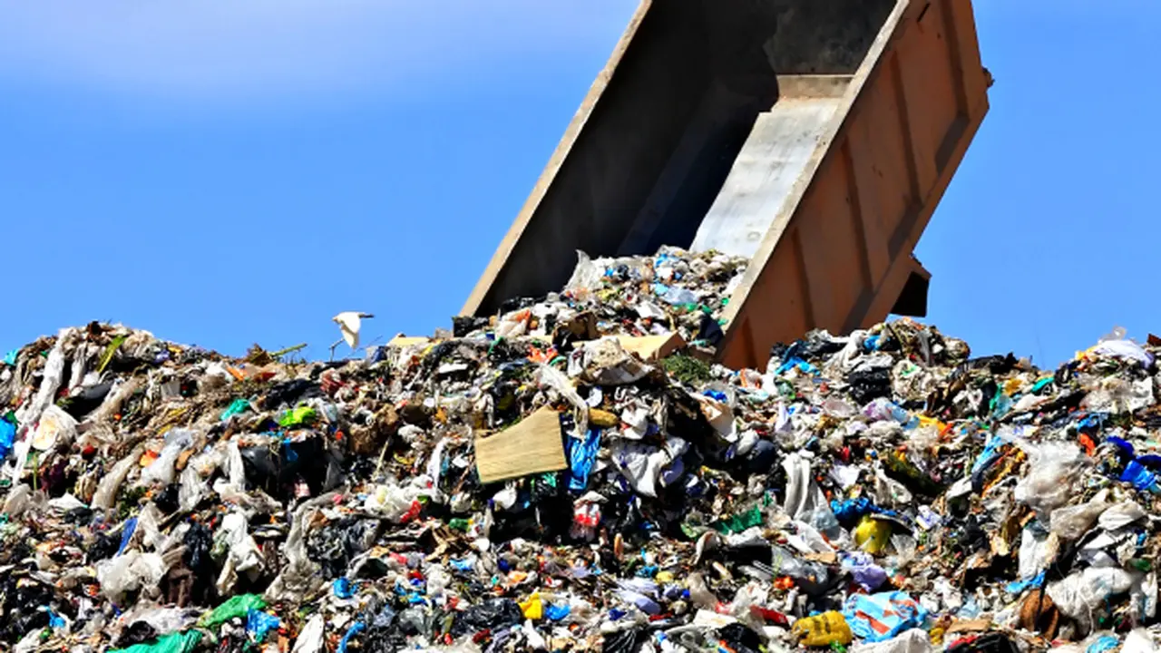 Sanitary Landfill adalah