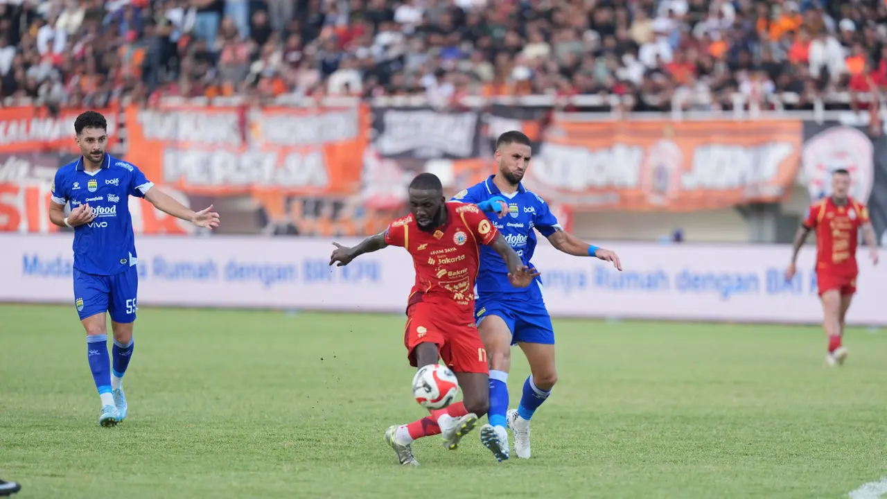 Foto: Persija Kubur Mimpi Juara BRI Super League 2025/2026, Persib Makin Kukuh di Puncak