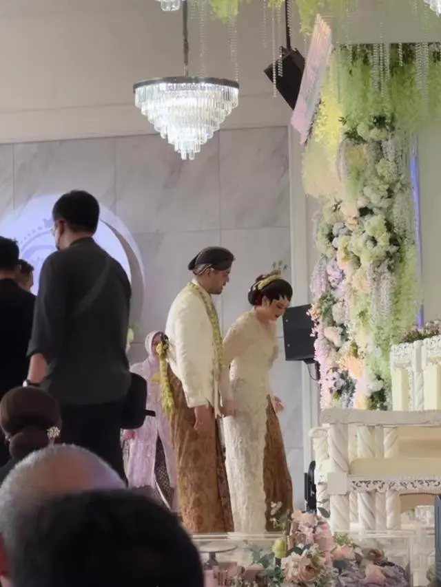 Pernikahan anak Enny Beatrice, Tengku Najwa (Instagram/aryavasco)