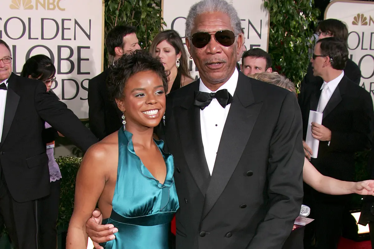 [Bintang] Morgan Freeman dan E'Dena Hines