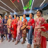 Mustika Ratu gandeng dua desainer kebaya ternama untuk rayakan Hari Kebaya Nasional