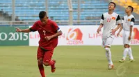 Timnas U-16 Indonesia sukses menumbangkan Vietnam 3-2 pada laga persahabatan di Stadion GBK Jakarta, (3/12/2014). (Liputan6.com/Helmi Fithriansyah)