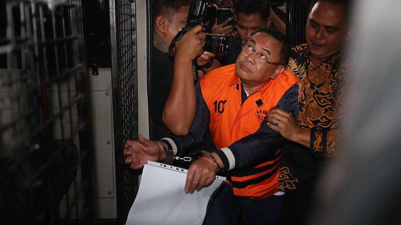 FOTO: Bupati Pati Sudewo Resmi Ditahan KPK