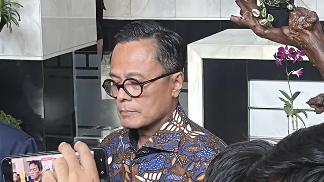 Purbaya Bahas Pengalihan Aset KCIC ke Kemenkeu Dengan Danantara. (Liputan6.com/Immanuel C)