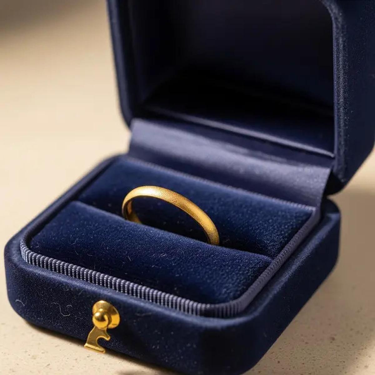 7 Model Cincin Emas 1 Gram Dewasa yang Murah Tapi Terlihat Mahal dan Elegan