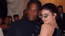 Kylie Jenner dan Travis Scott sendiri hadir pertamakalinya sebagai pasangan di Met Gala 2018. (instagram/kyliejenner)