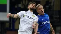 Liga Inggris: Gara-gara Erik Ten Hag, Donny van de Beek Diserbu Pemain MU