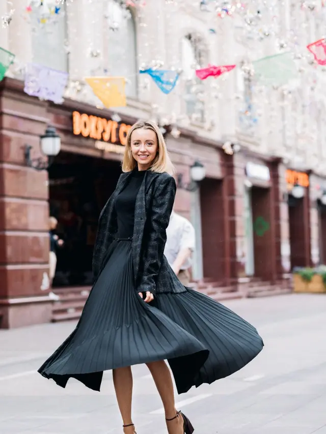 Ilustrasi padu padan busana