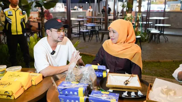 Raffi Ahmad dan Khofifah Indar Parawansa. (Foto: Dok. Instagram @khofifah.ip)