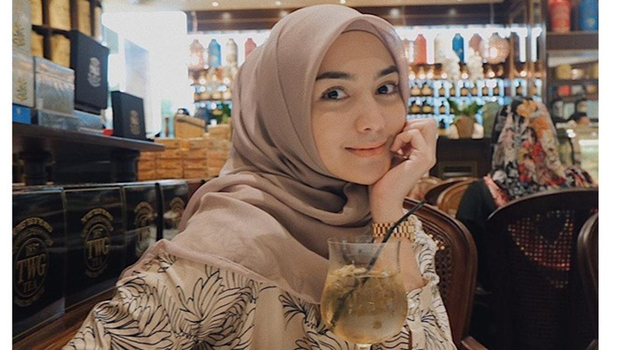 Mantap Berhijab, Ini 7 Potret Penampilan Terbaru Citra Kirana