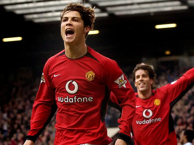 Foto: 5 Pemain Muda dengan Nilai Pasar Melebihi Cristiano Ronaldo yang Baru  Memulai Karier di Manchester United pada 2004 - Dunia Bola.com