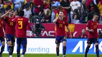 Pemain Spanyol merayakan gol ke gawang Norwegia di Kualifikasi Euro 2024 (AP)