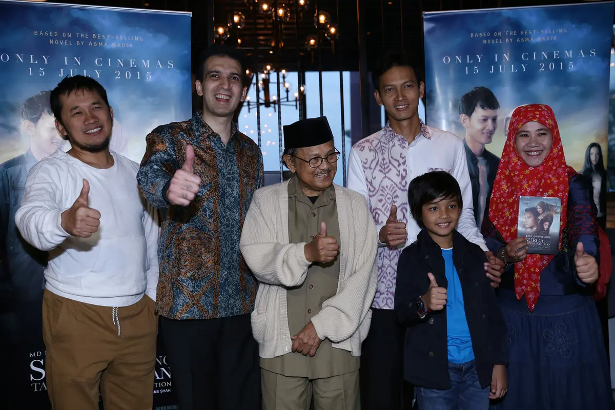 [Bintang] Surga yang Tak Dirindukan