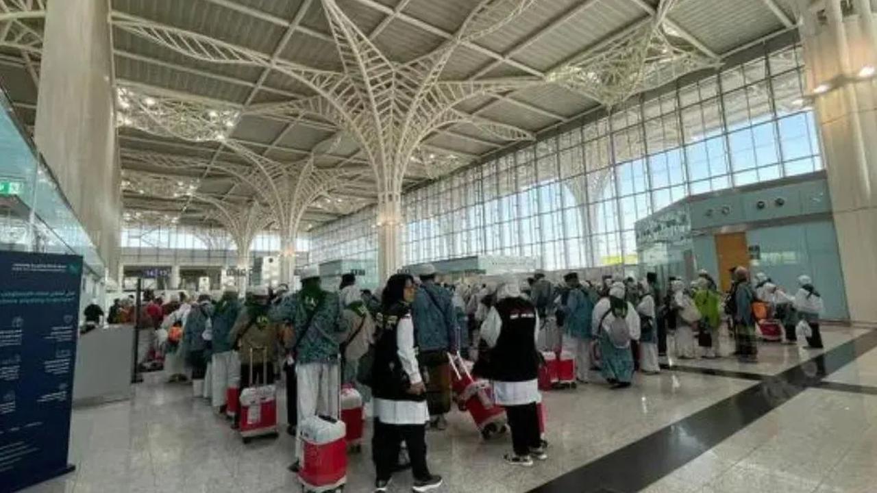 Menhub Budi mengatakan, peluang untuk meningkatkan layanan penerbangan untuk umrah dan haji semakin terbuka lebar pasca pandemi Covid-19.