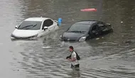 Banjir Bangkok: 50 Distrik Siaga Darurat, Sekolah Tutup dan Warga Borong Makanan Siap Saji