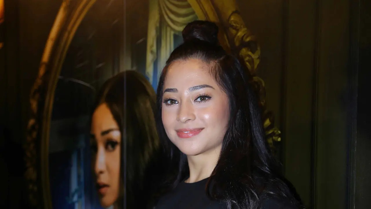 [Bintang] Nikita Willy