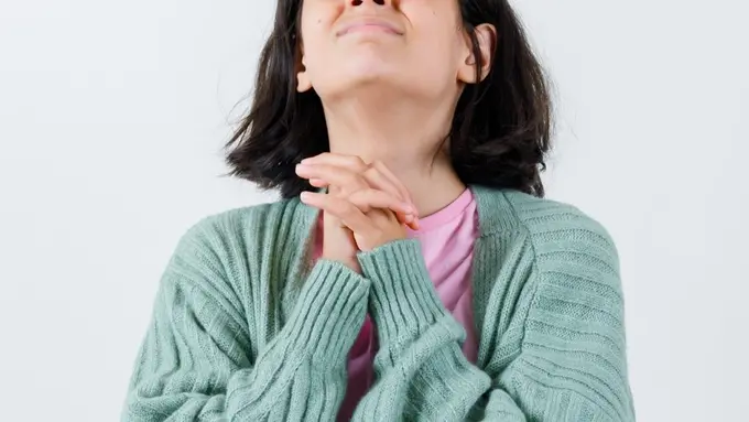 Cara Ampuh Mengatasi Duri Ikan Tersangkut di Tenggorokan, Bisa Dilakukan di Rumah