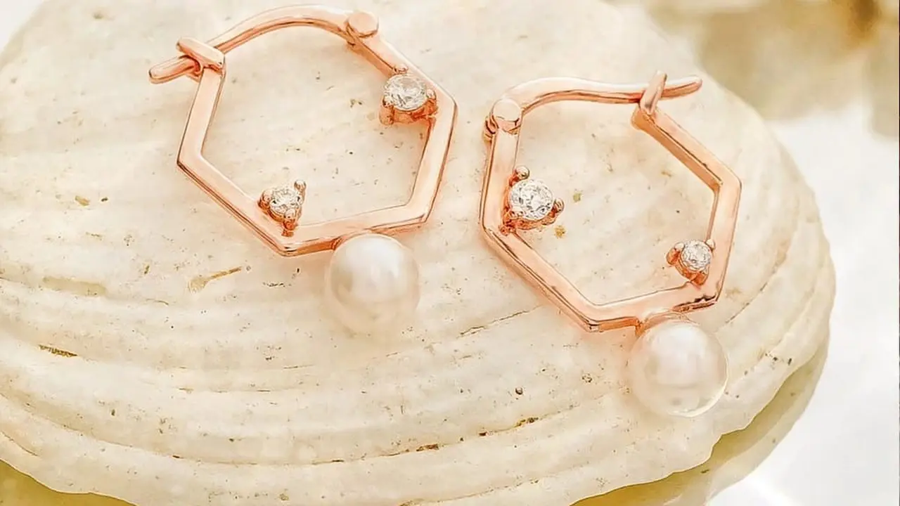 Model Anting Emas Kekinian 2024, Bikin Penampilan Makin Cantik dan Menawan