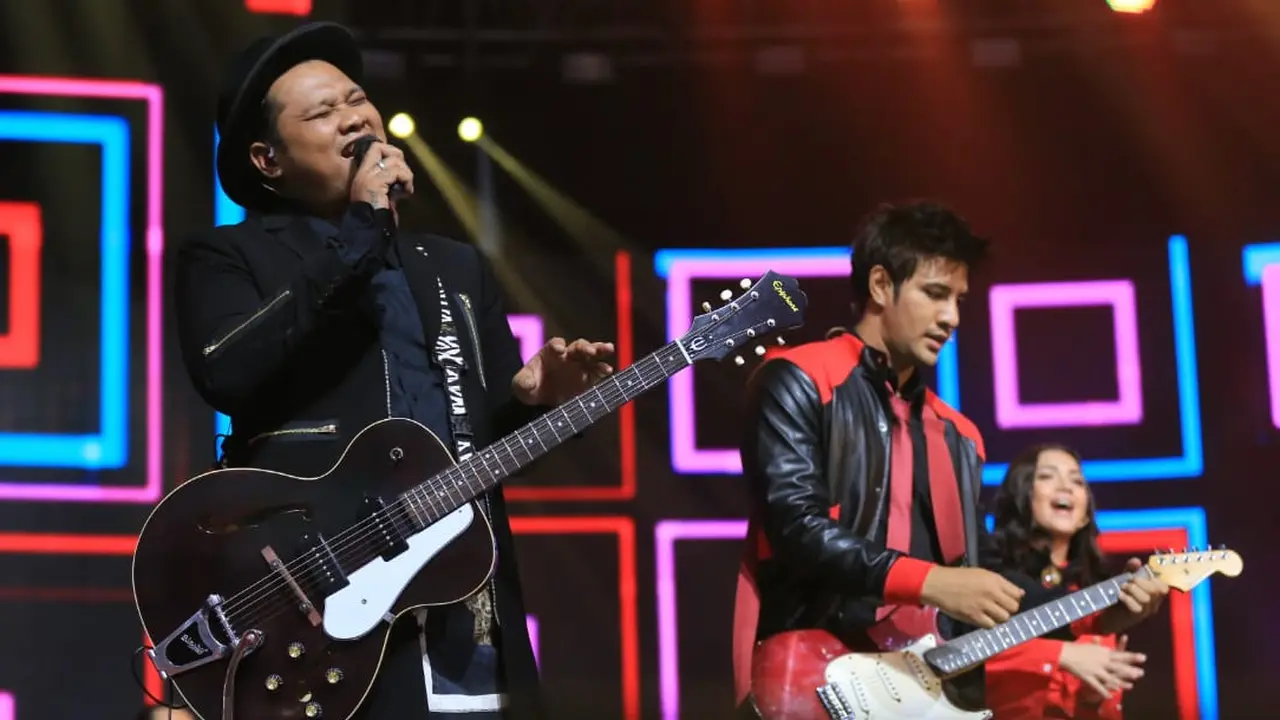[Bintang] Kolaborasi Seru Virgoun dan Anak Langit Band di HUT SCTV ke-28