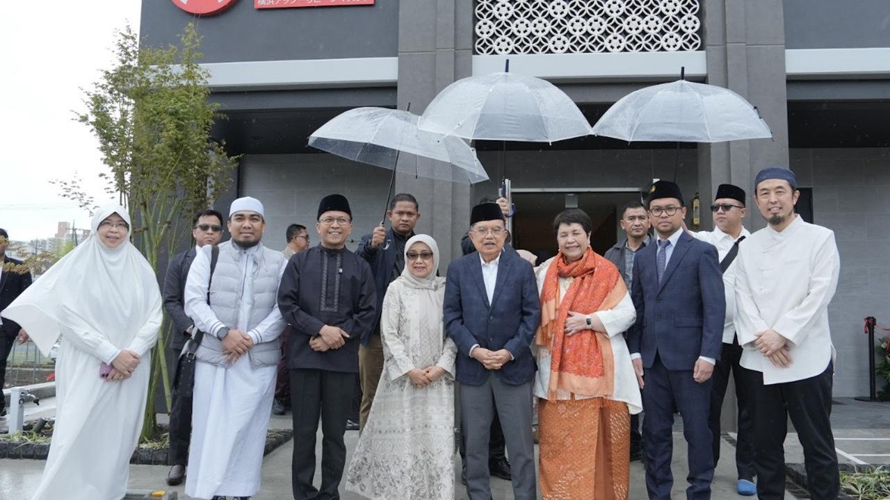 Jusuf Kalla Resmikan Masjid As-Sholihin Yokohama, Masjid Indonesia Pertama di Kota Yokohama