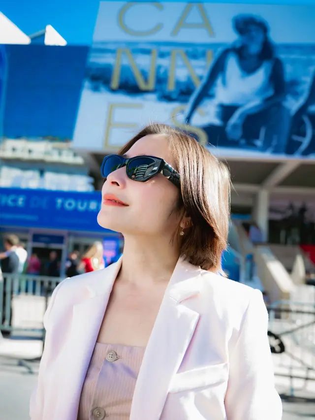 Potret Makeup Natural Prilly Latuconsina Tampil Fresh dan Elegan di Hari Pertama Kunjungi Festival Film Cannes