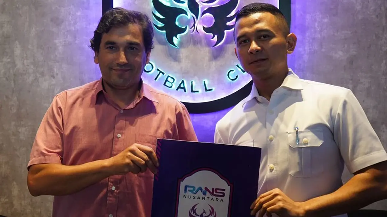 Eduardo Almeida menjadi pelatih baru RANS Nusantara FC.