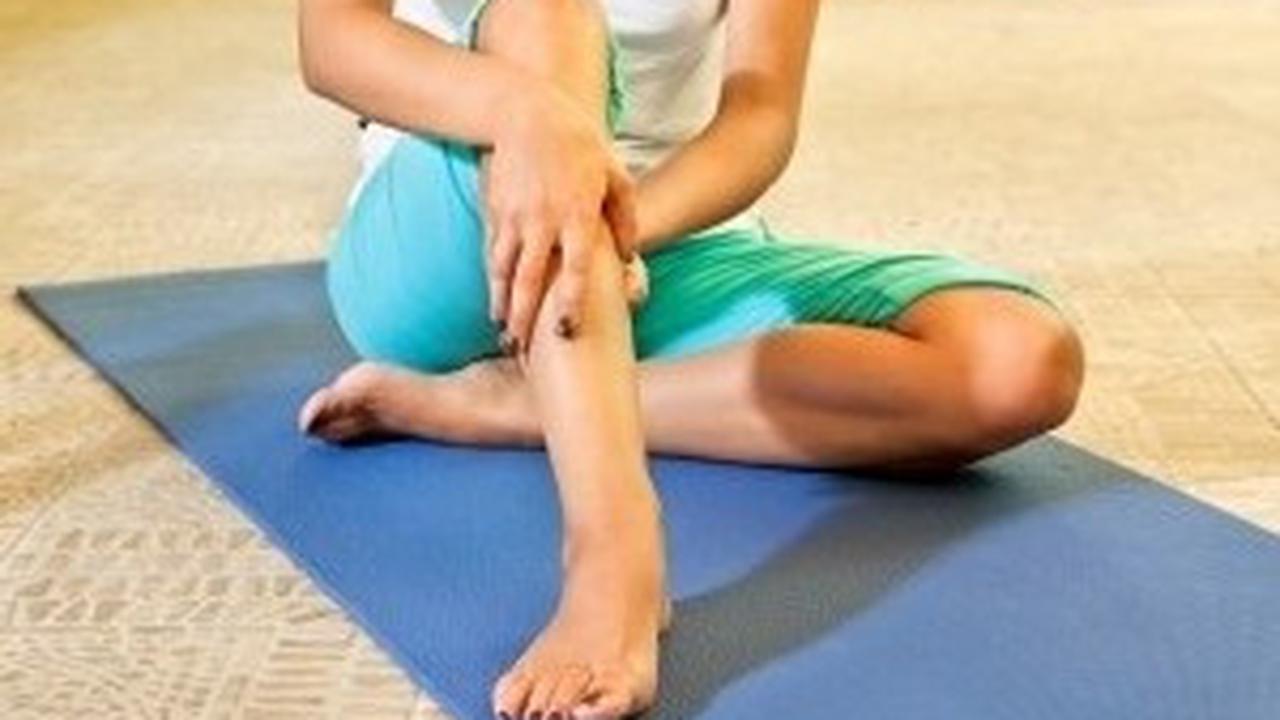 Kaki Sering Kesemutan, Apa Penyebabnya?