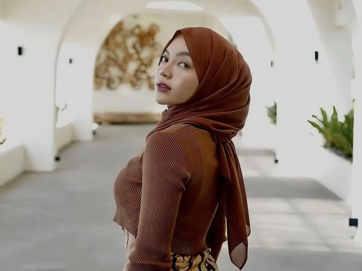 Klarifikasi Oklin Fia Soal Gaya Berhijab ala Jilboobs ke dr. Richard Lee -  Lifestyle Liputan6.com