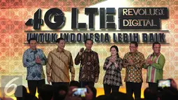 Presiden Joko Widodo meresmikan internet cepat 4G-LTE secara nasional di Jakarta, Jumat (11/10). Dengan tema Revolusi Digital Layanan 4G-LTE dapat dinikmati secara nasional di semua provaider yang berada di Indonesia. (Liputan6.com/Angga Yuniar)