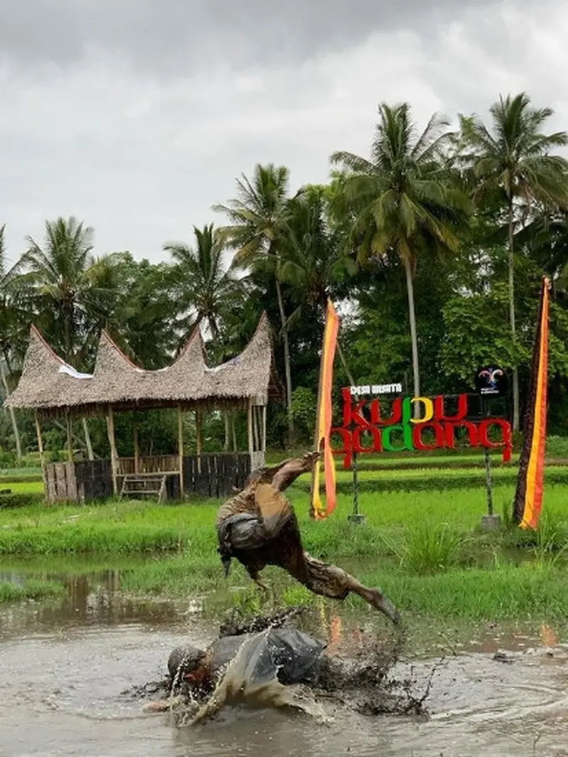 Menyaksikan Silek Lanyah dan Indahnya Alam Desa Wisata Kubu Gadang